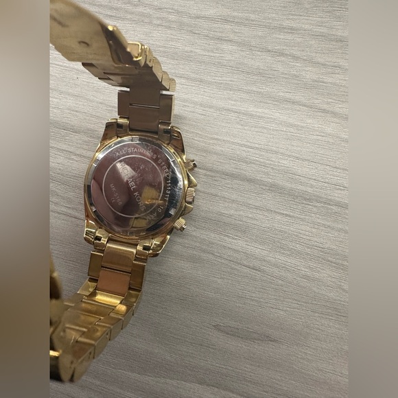 Michael Kors Gold Watch main image 4